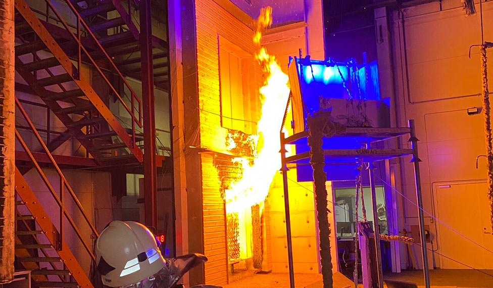 Scaled fire testing leads to successful full-scale bio-facade testing